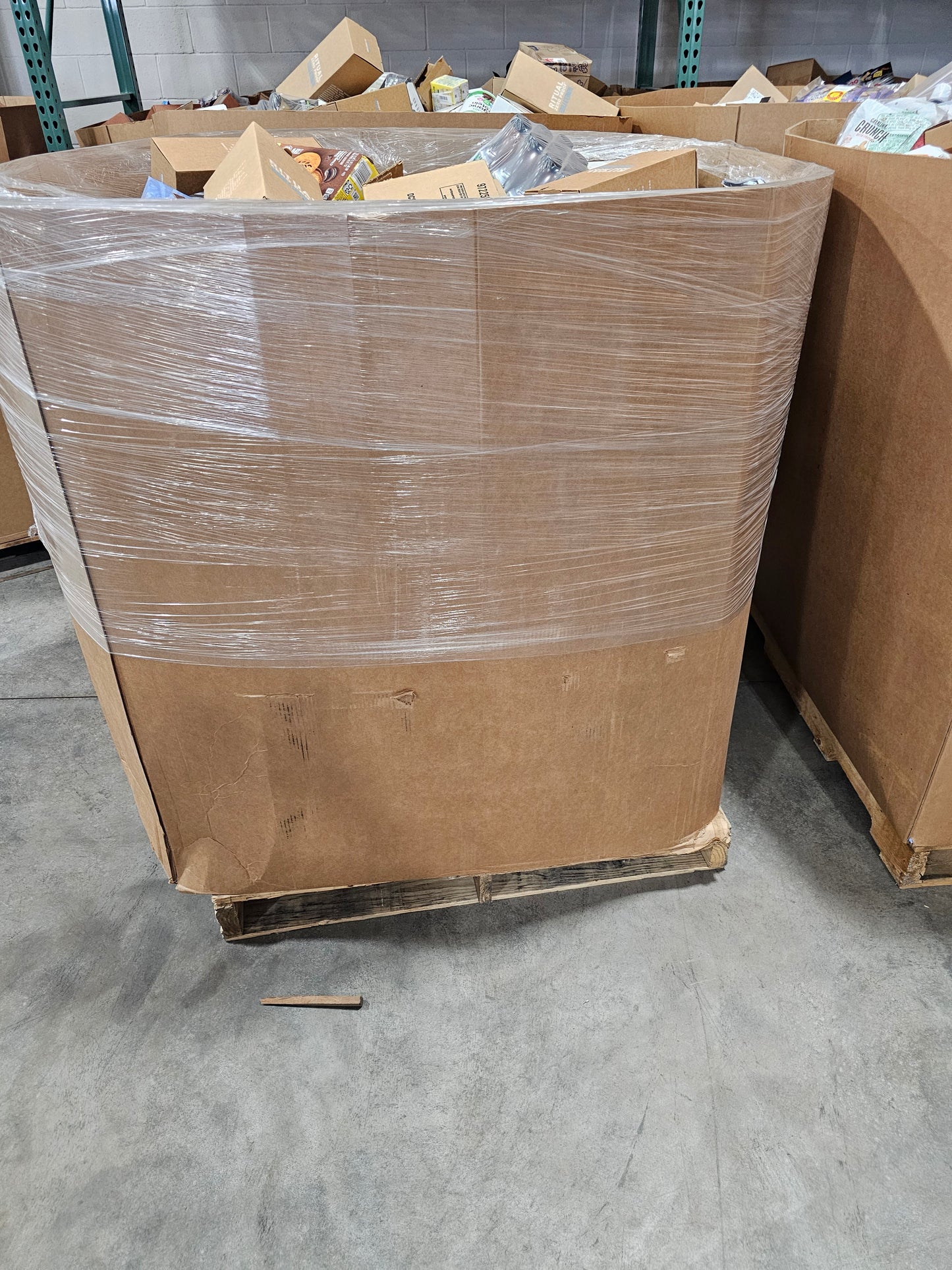 Amazon Food Pallets